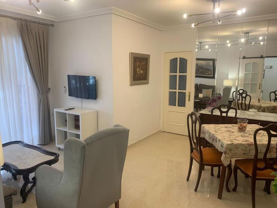 Apartamento Vistas Desde Montequinto Dos Hermanas Exterior foto